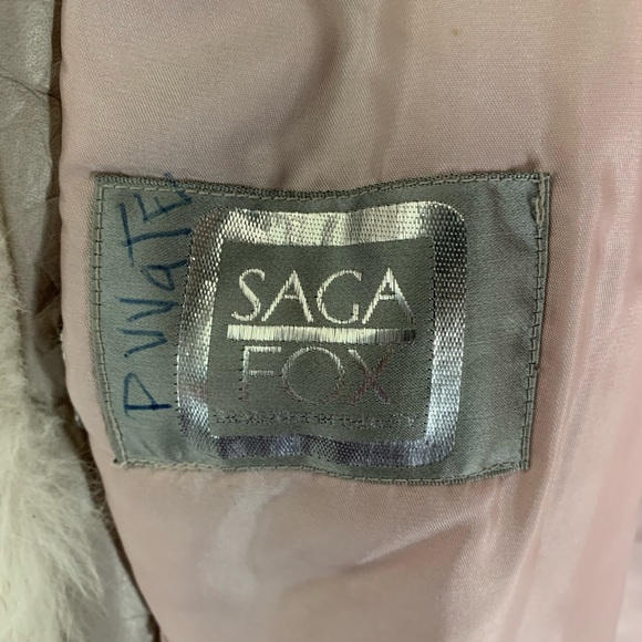 SAGA FOX FUR COAT - Picture 5 of 11